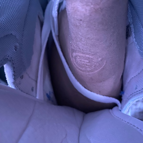 Jordan 1 hyper royals - Picture 3 of 7